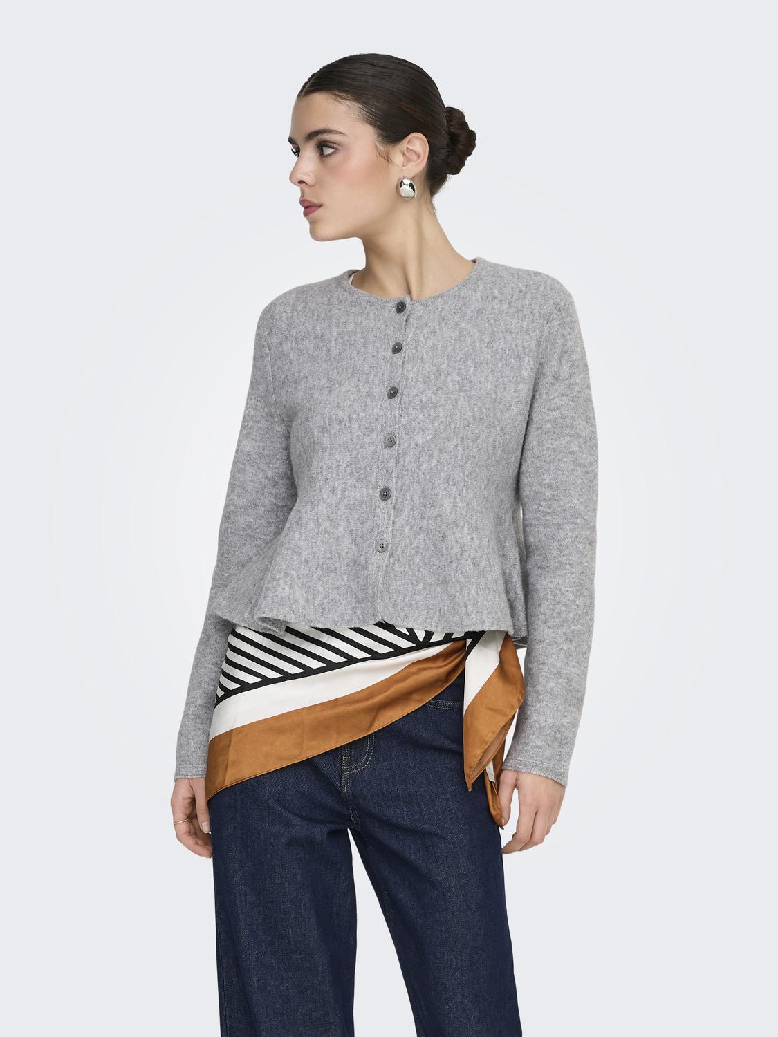 model_shot-front